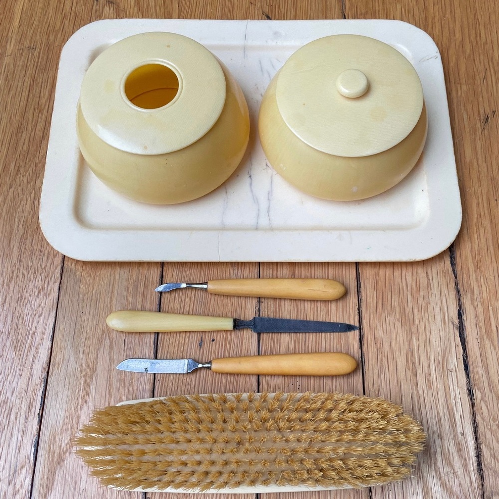 1930s SAN DURO Eclipse Molded Ivory Celluloid Vanity Set